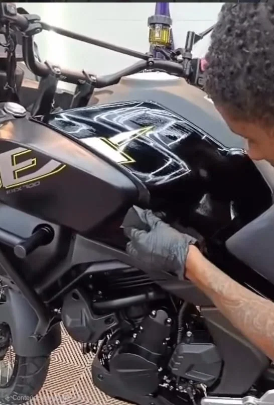 Vitrificação realizado em uma motocicleta